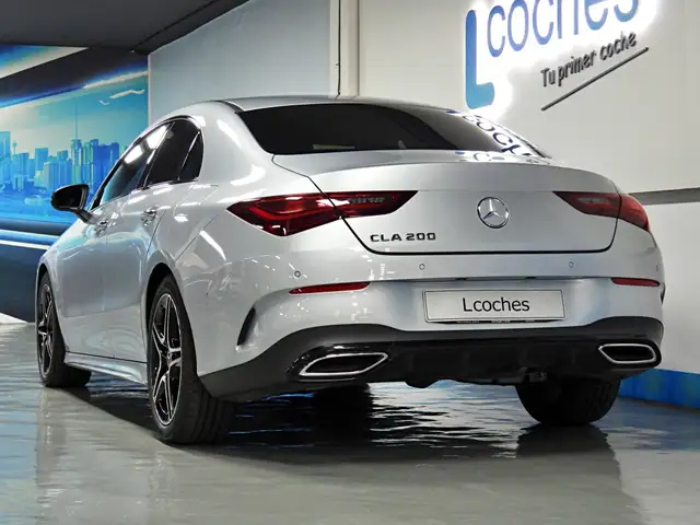 Mercedes-Benz Cla view 9