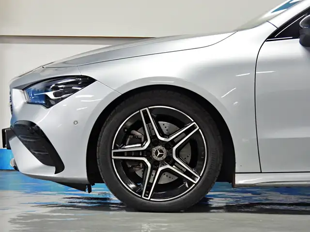 Mercedes-Benz Cla view 3