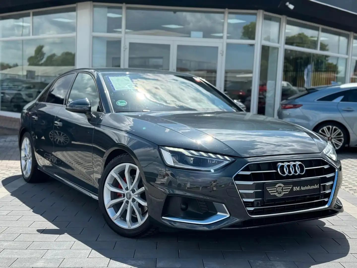 Audi A4 Lim.35 TFSI "Advanced"AMBIENTE*LEDER*LED*NAVI Grijs - 1