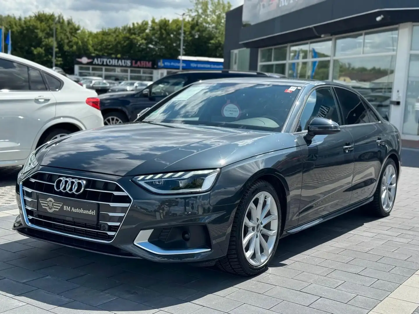Audi A4 Lim.35 TFSI "Advanced"AMBIENTE*LEDER*LED*NAVI Grijs - 2