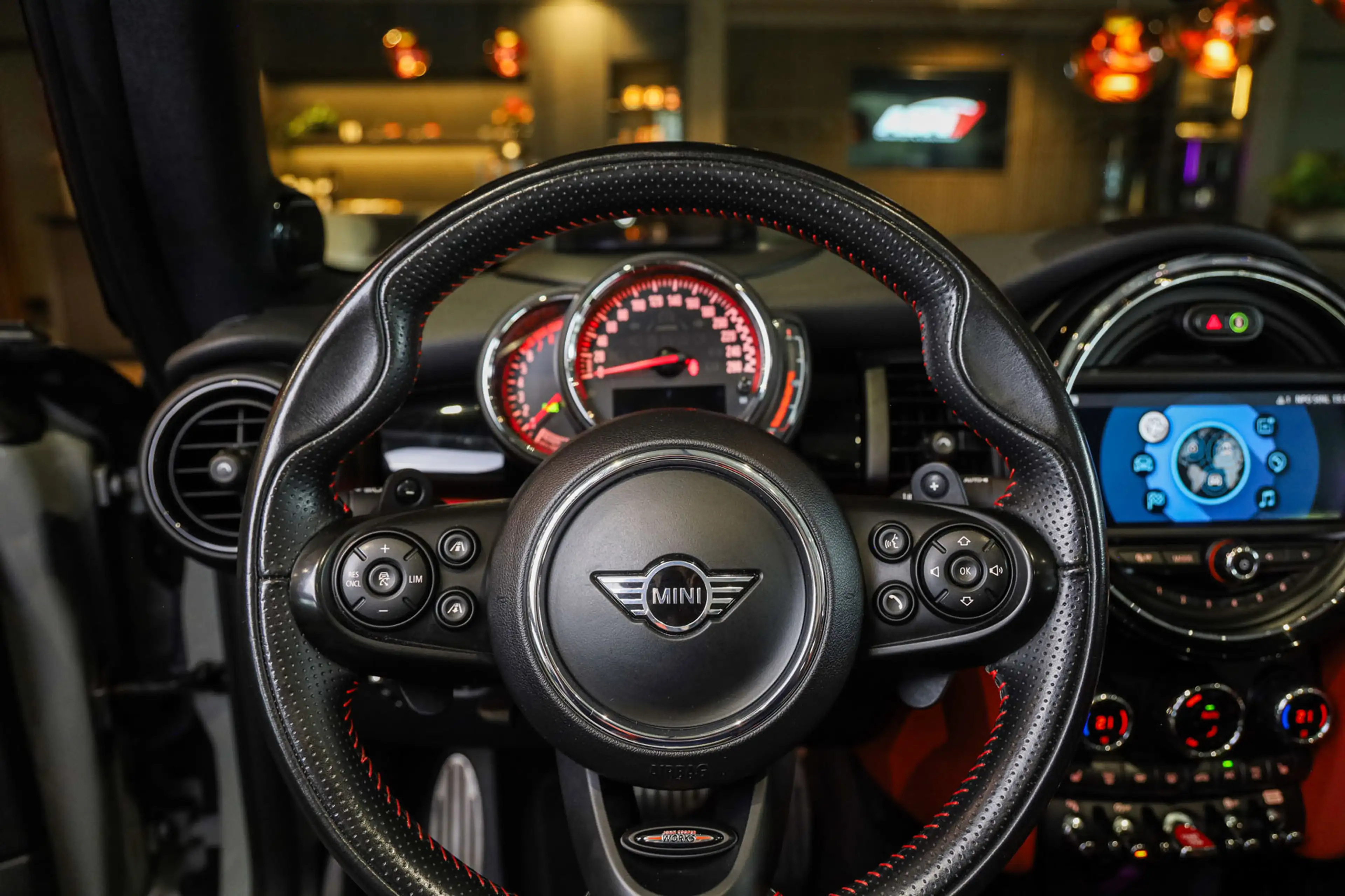 MINI John Cooper Works Cabrio 2.0 Chili, 231 PK, JCW/Sport/Seats, Head/Up, Adapt — photo 14