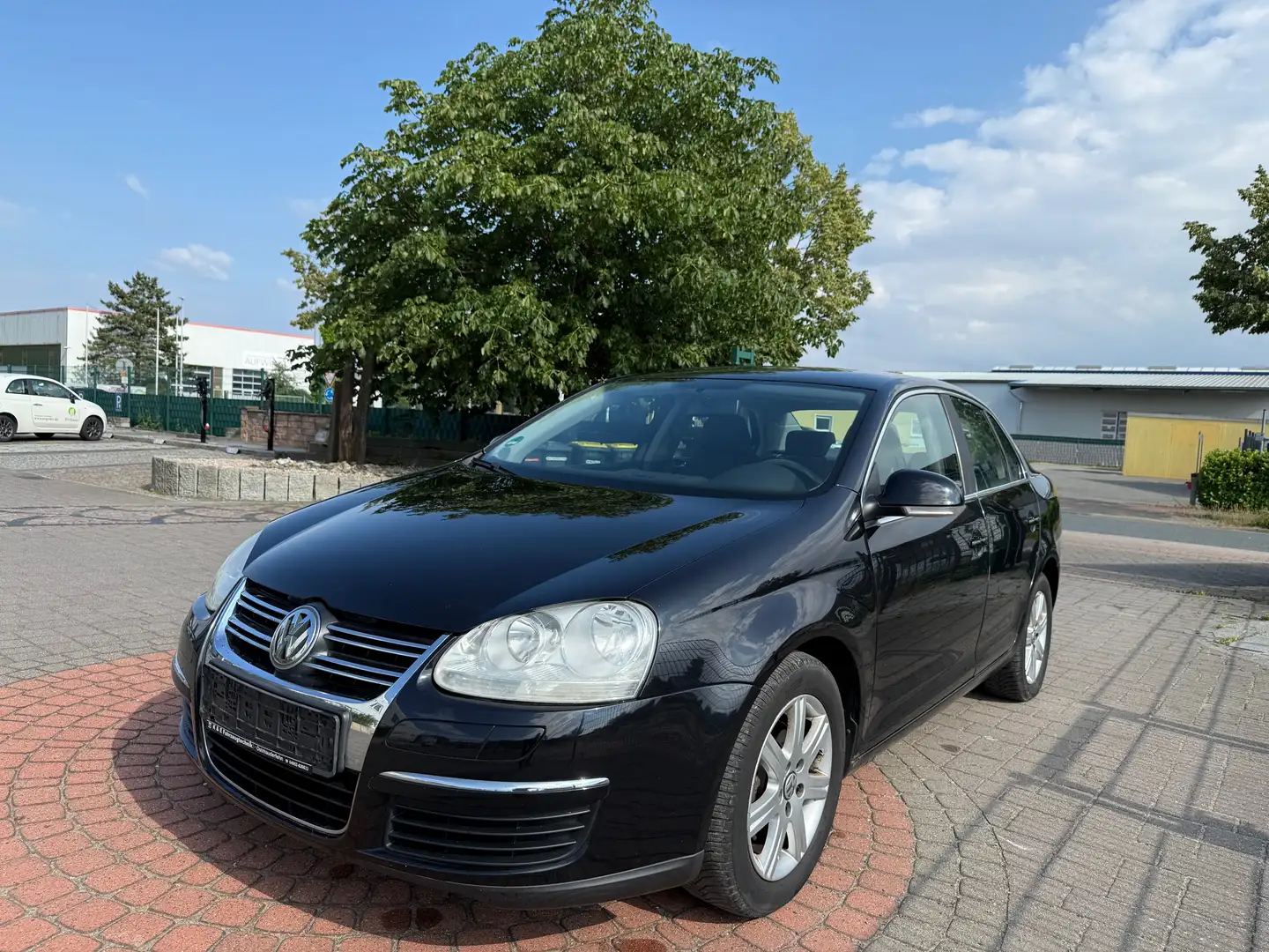 Volkswagen Jetta 1.6 Comfortline (ZAHNRIEMEN NEU)+TEMPOMAT+SHZ Schwarz - 2