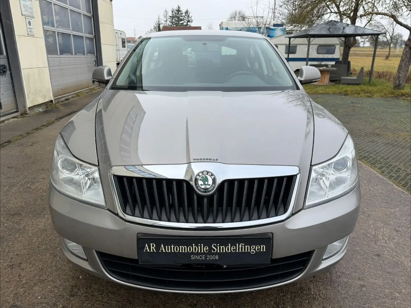 Skoda Octavia 1.6 Lim. Ambiente*TEMP*KLIMA* Beige - 2