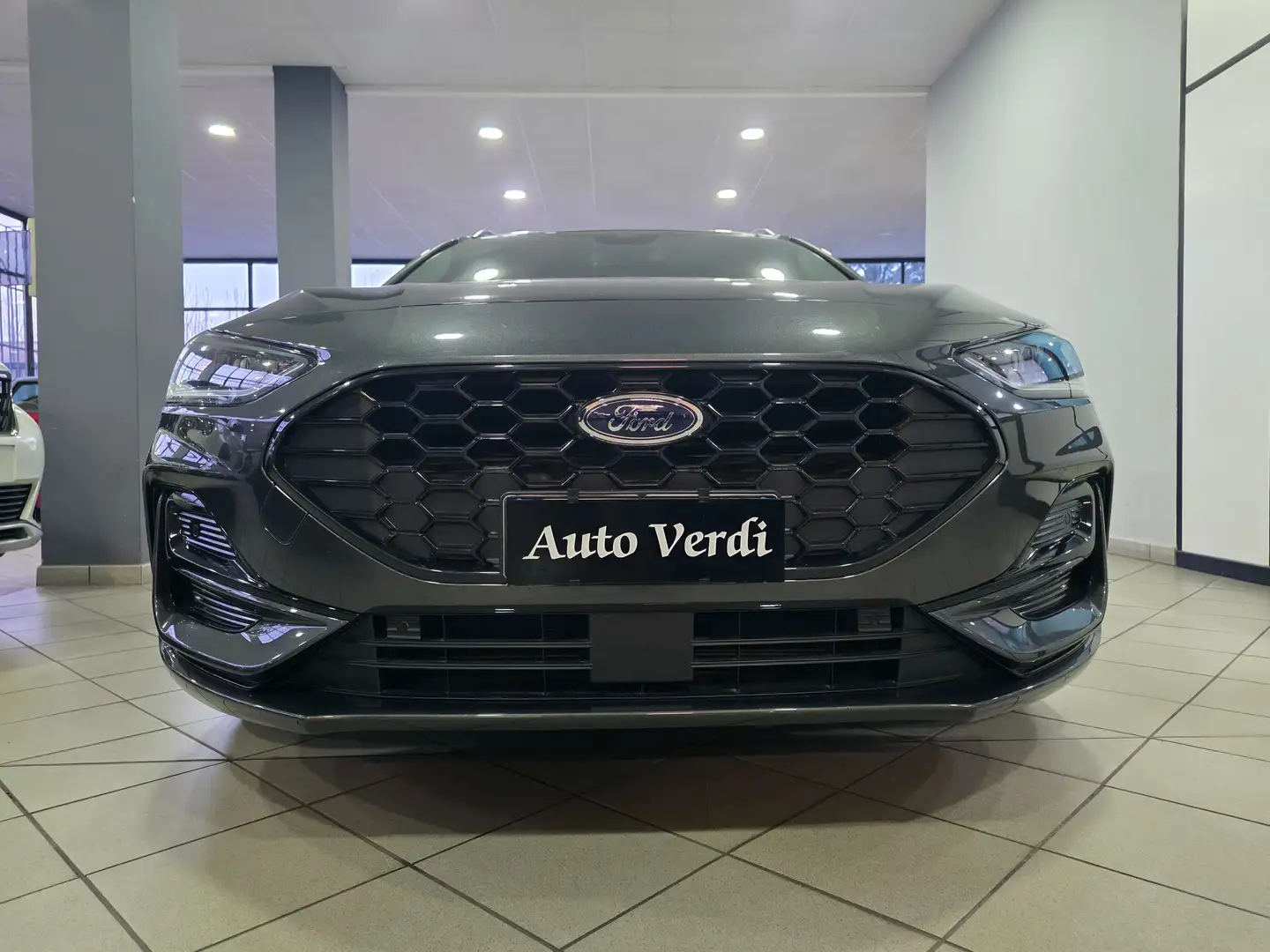 Ford Focus Focus Active SW 1.5 ecoblue 115cv auto Grigio - 1