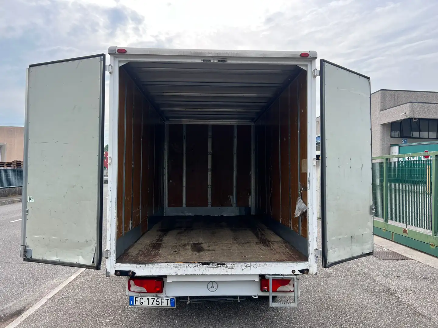 Mercedes-Benz Sprinter T43/35 310 CDI Cabinato Pro Bianco - 1