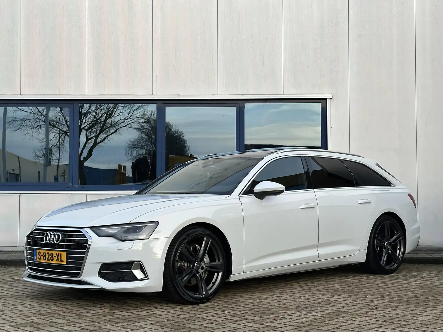 Audi A6 Avant 50 TDI quattro Sport Pro Line S l Panorama l Weiß - 1