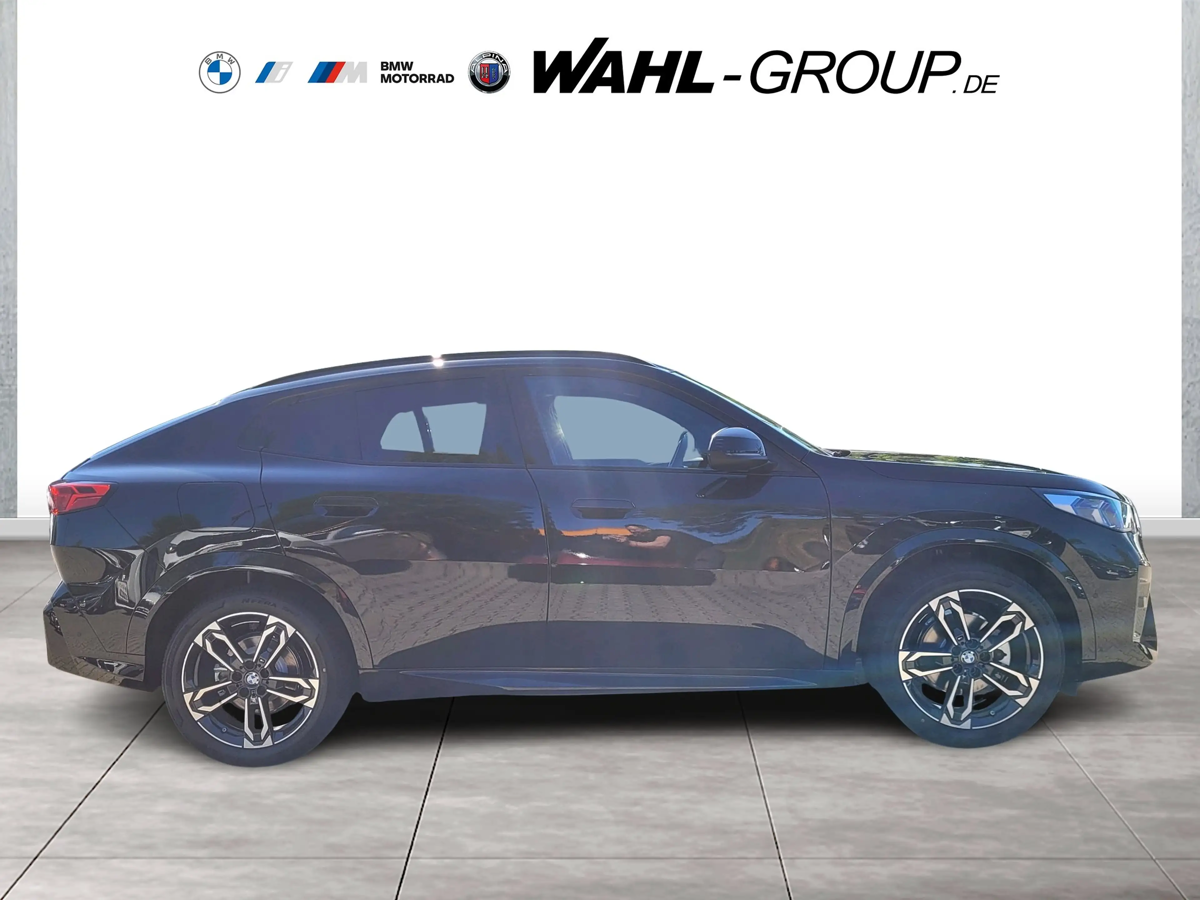BMW iX2 eDrive20 M Sport AHK Premium 19" DrivingAss Adapt — photo 7