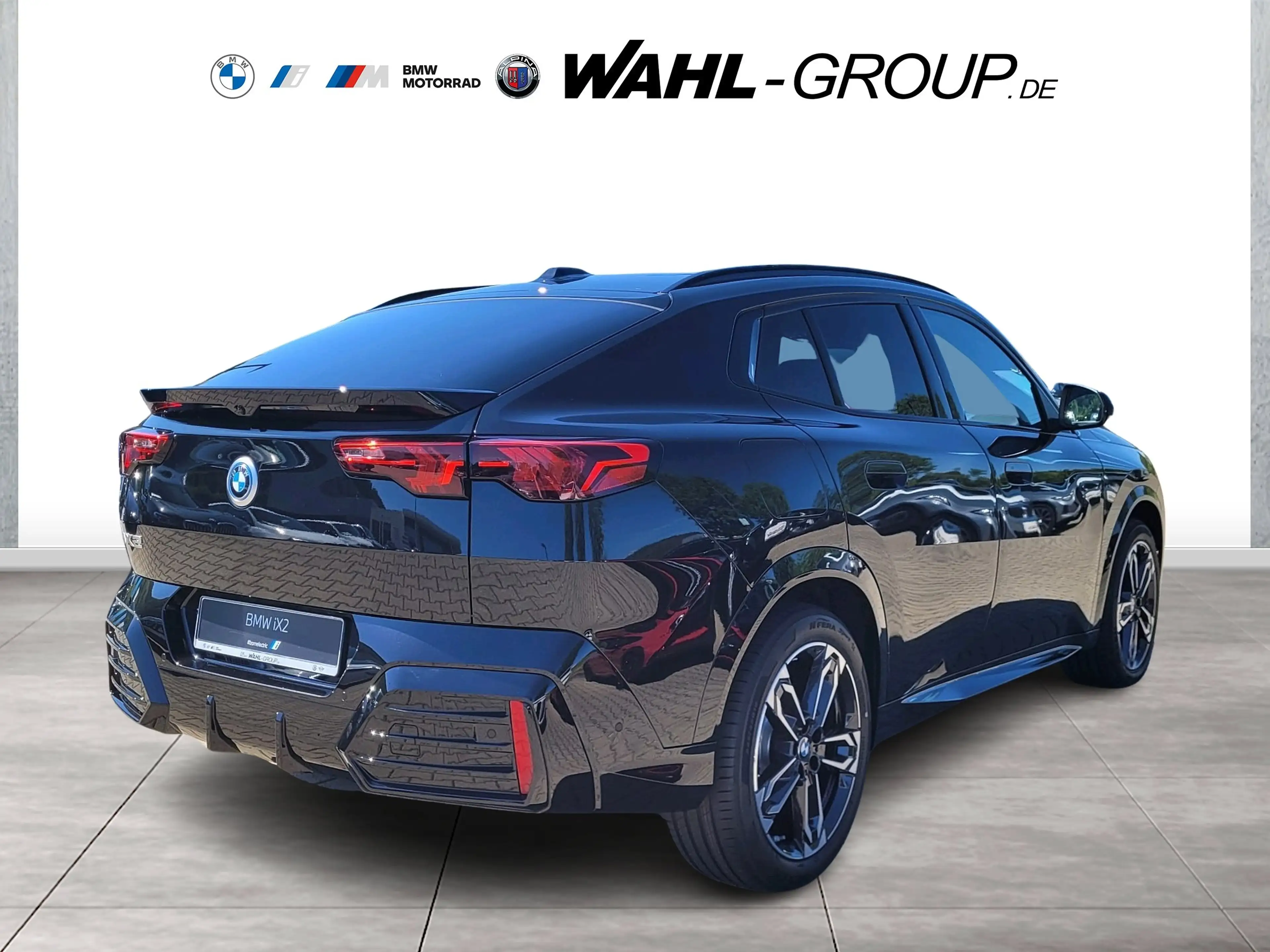 BMW iX2 eDrive20 M Sport AHK Premium 19" DrivingAss Adapt — photo 3