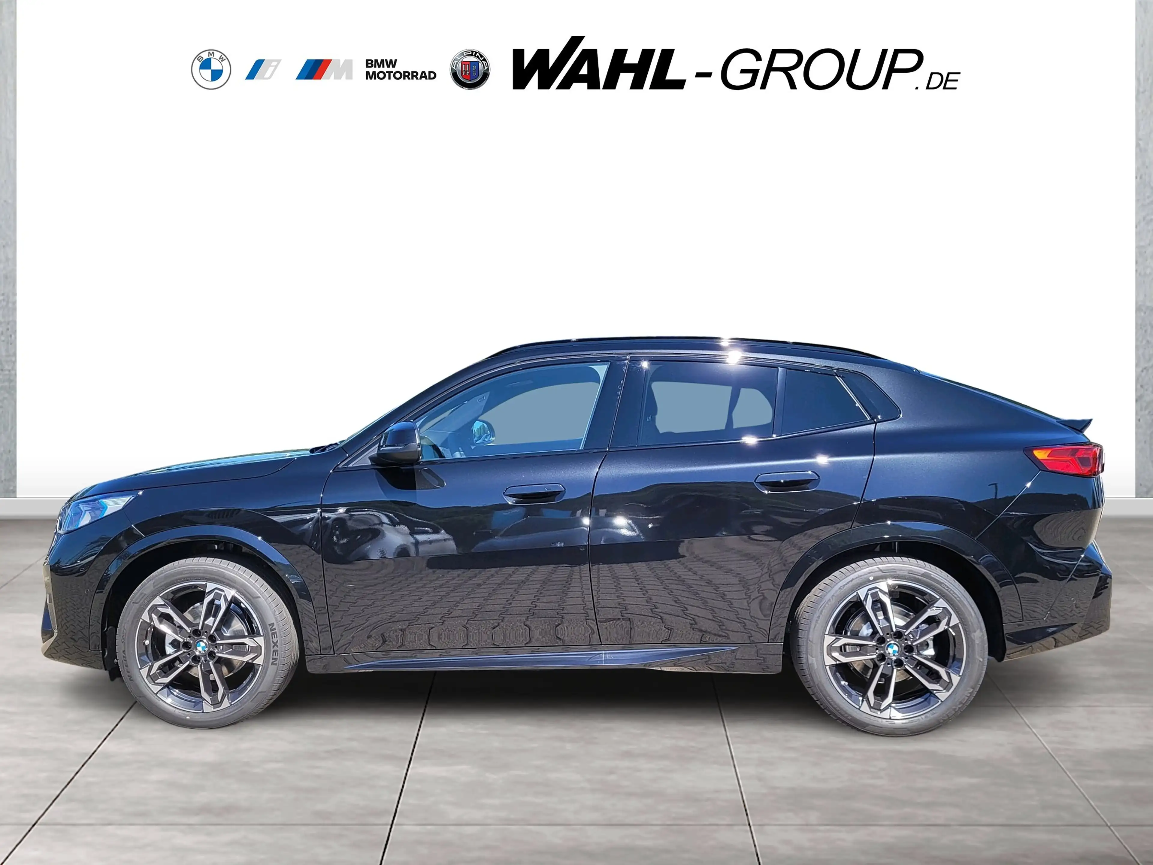 BMW iX2 eDrive20 M Sport AHK Premium 19" DrivingAss Adapt — photo 6
