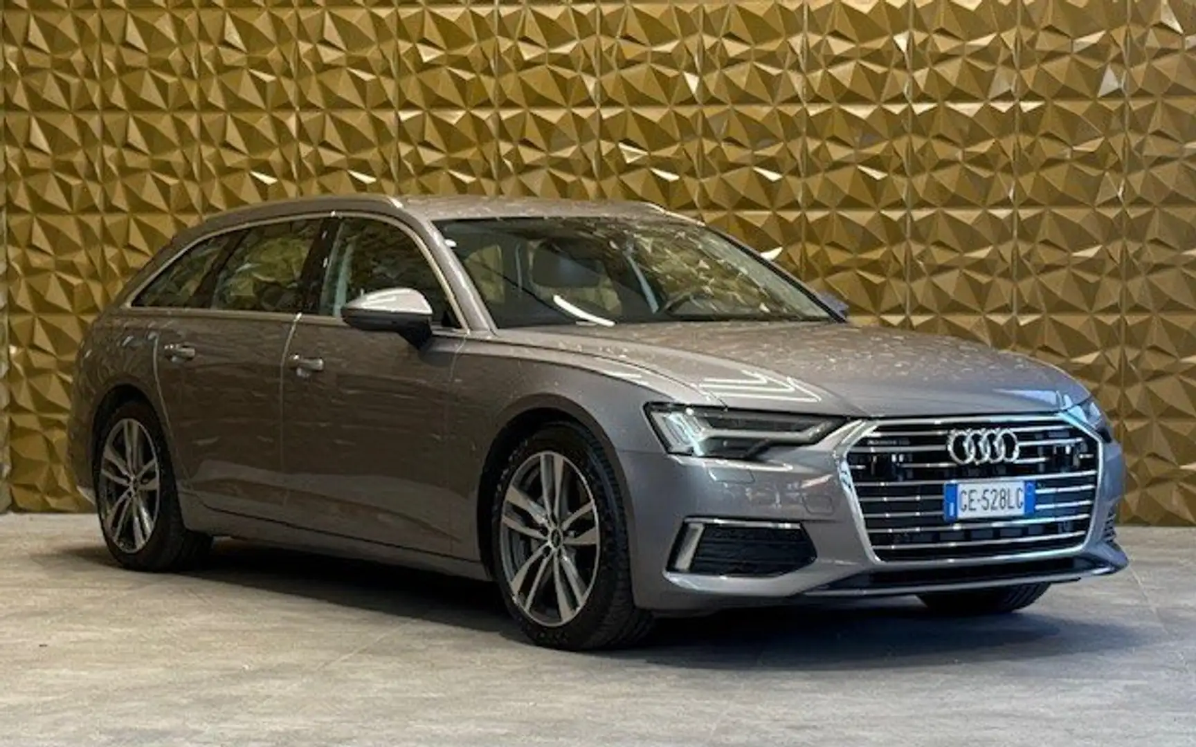 Audi A6 A6 Avant 3.0 tdi mhev Business quattro tiptronic Zilver - 2