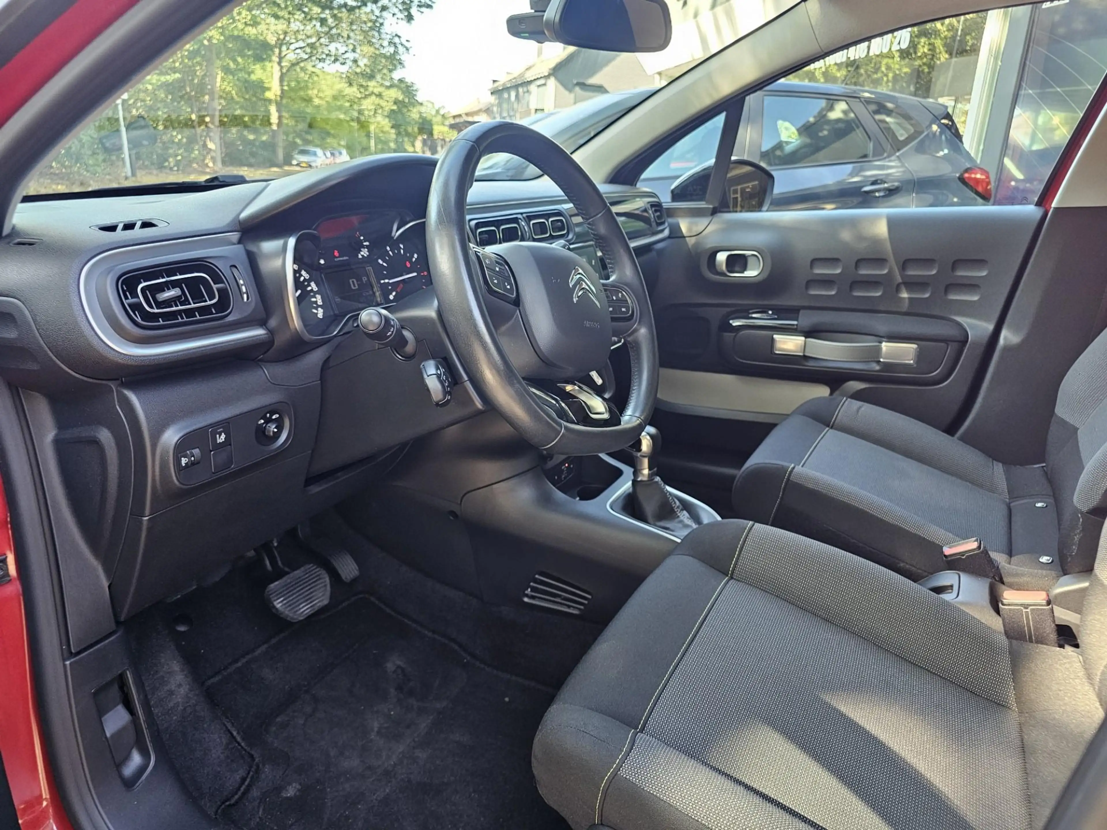 Citroen C3 1.2 110PK S&S Shine | AUTOMAAT | 3/6 OF 12MND GARA — photo 3