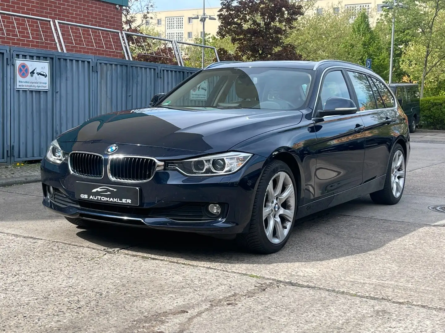 BMW 320 d Touring xDrive PANO LEDER LED Blu/Azzurro - 2