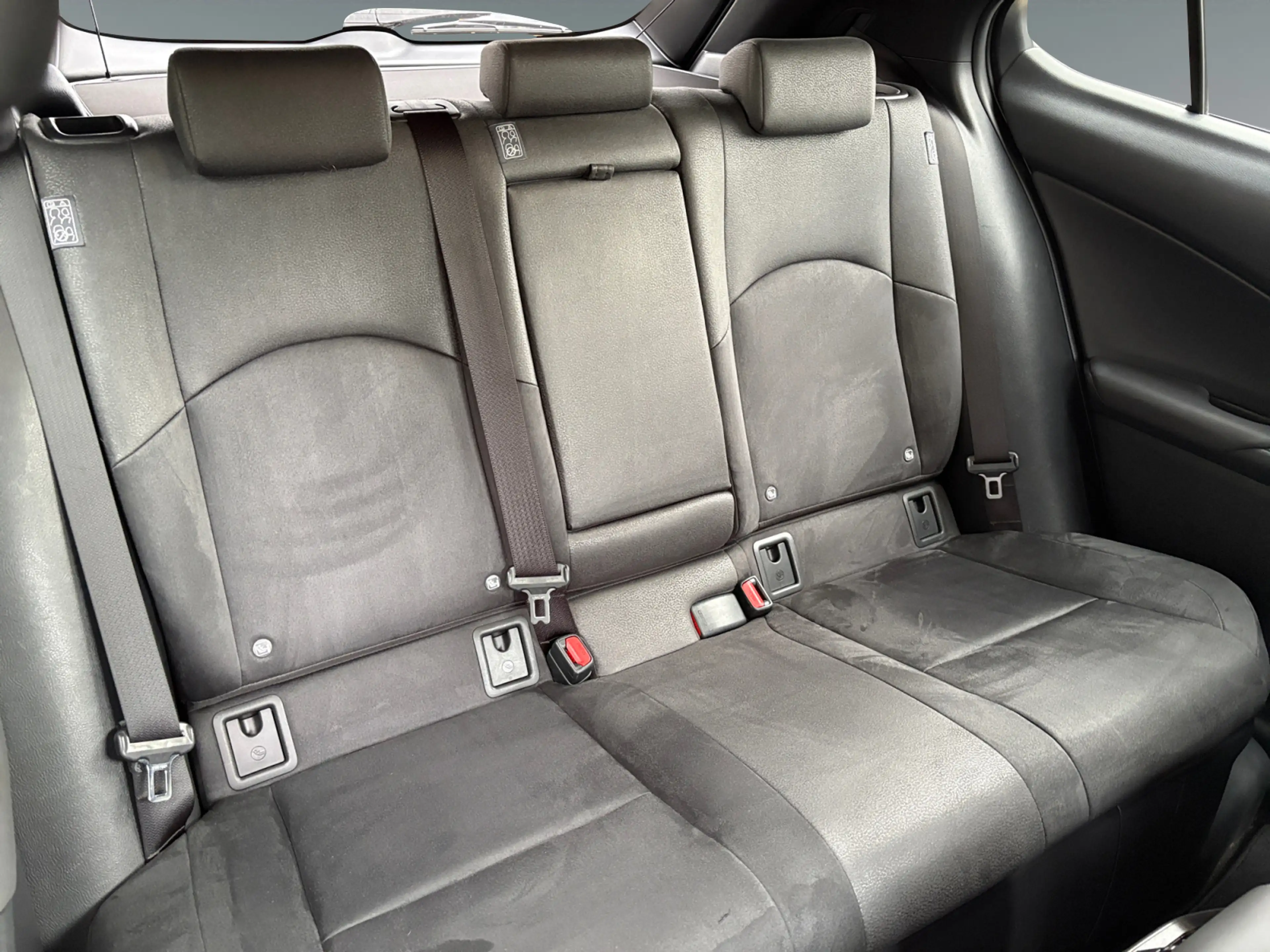 Lexus UX 250h LEXUS 2,0 UX250H ADVANCED AWD — photo 14