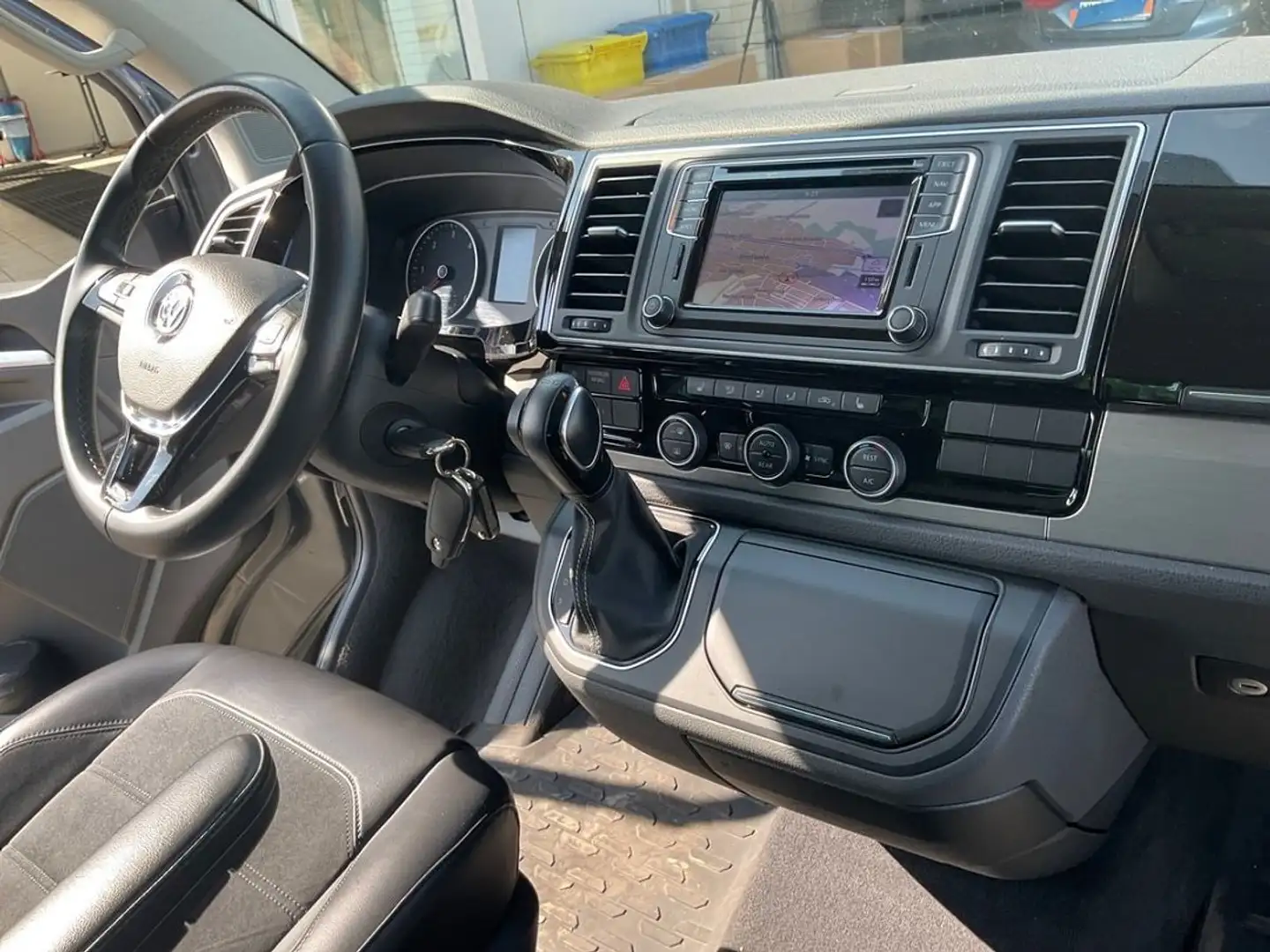 Volkswagen T6 California 2.0 TDI Beach Edition DSG Grigio - 1