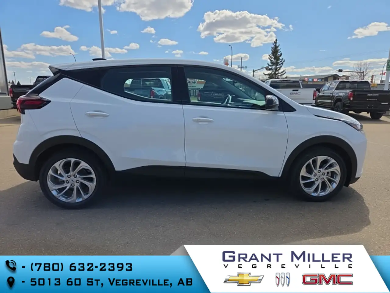 Chevrolet Bolt photo Chevrolet Bolt