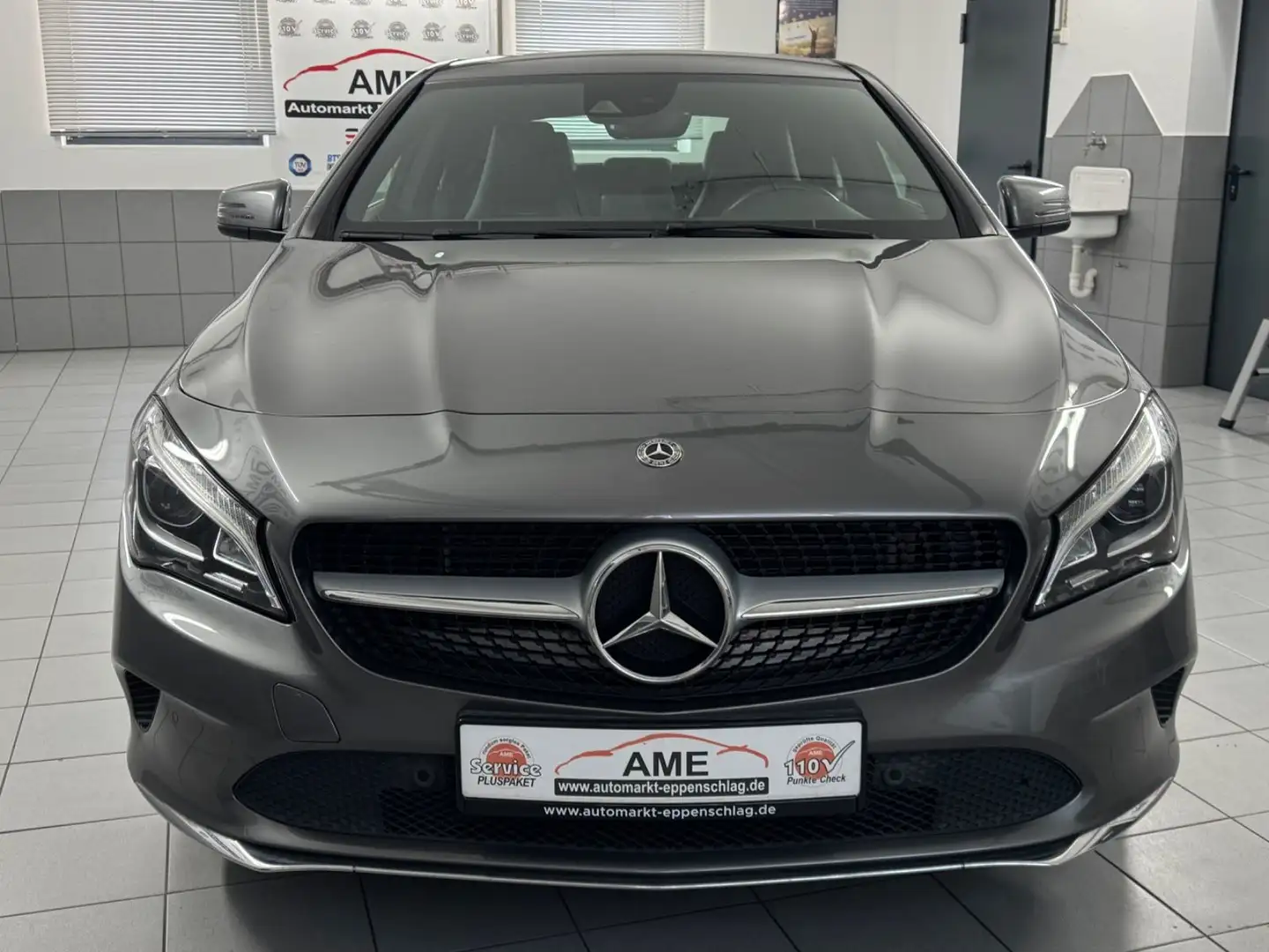 Mercedes-Benz CLA 180 Urban Navi|LED High Performance|Tempomat Grau - 2