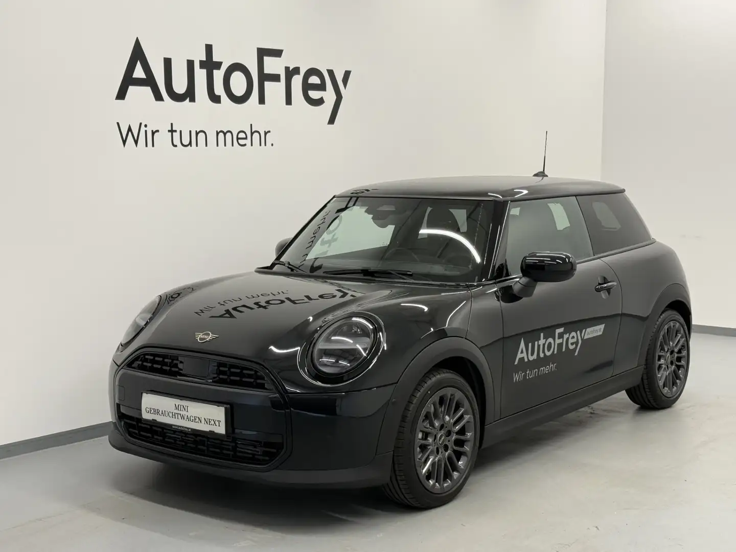 MINI Cooper C Schwarz - 1