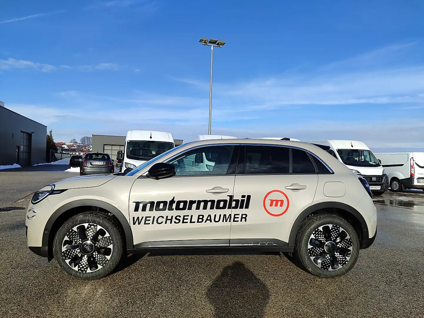 Fiat 600 Hybrid mHEV 110 6-Gang eDCT La Prima Beige - 2