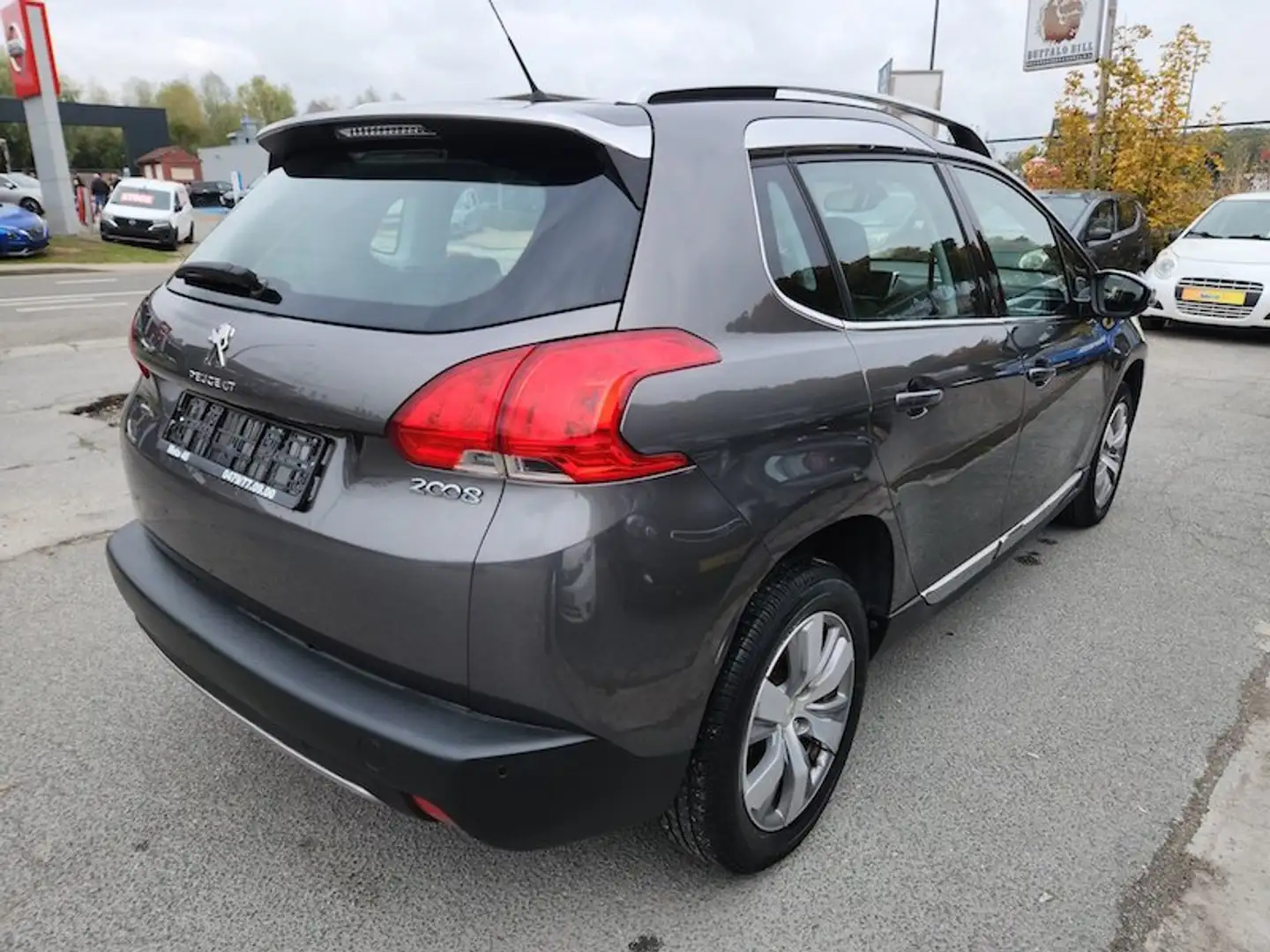 Peugeot 2008 2008 1.2i PureTech Style Gris - 2