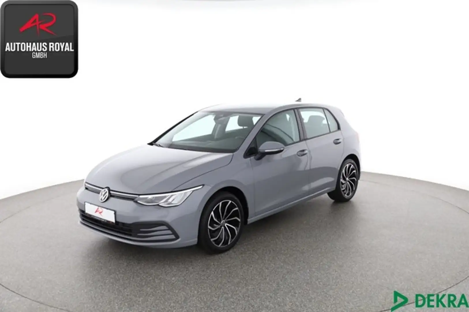 Volkswagen Golf Vlll 2.0 TDI KEYLESS,ACC,KAMERA,NAVIGATION Šedá - 1