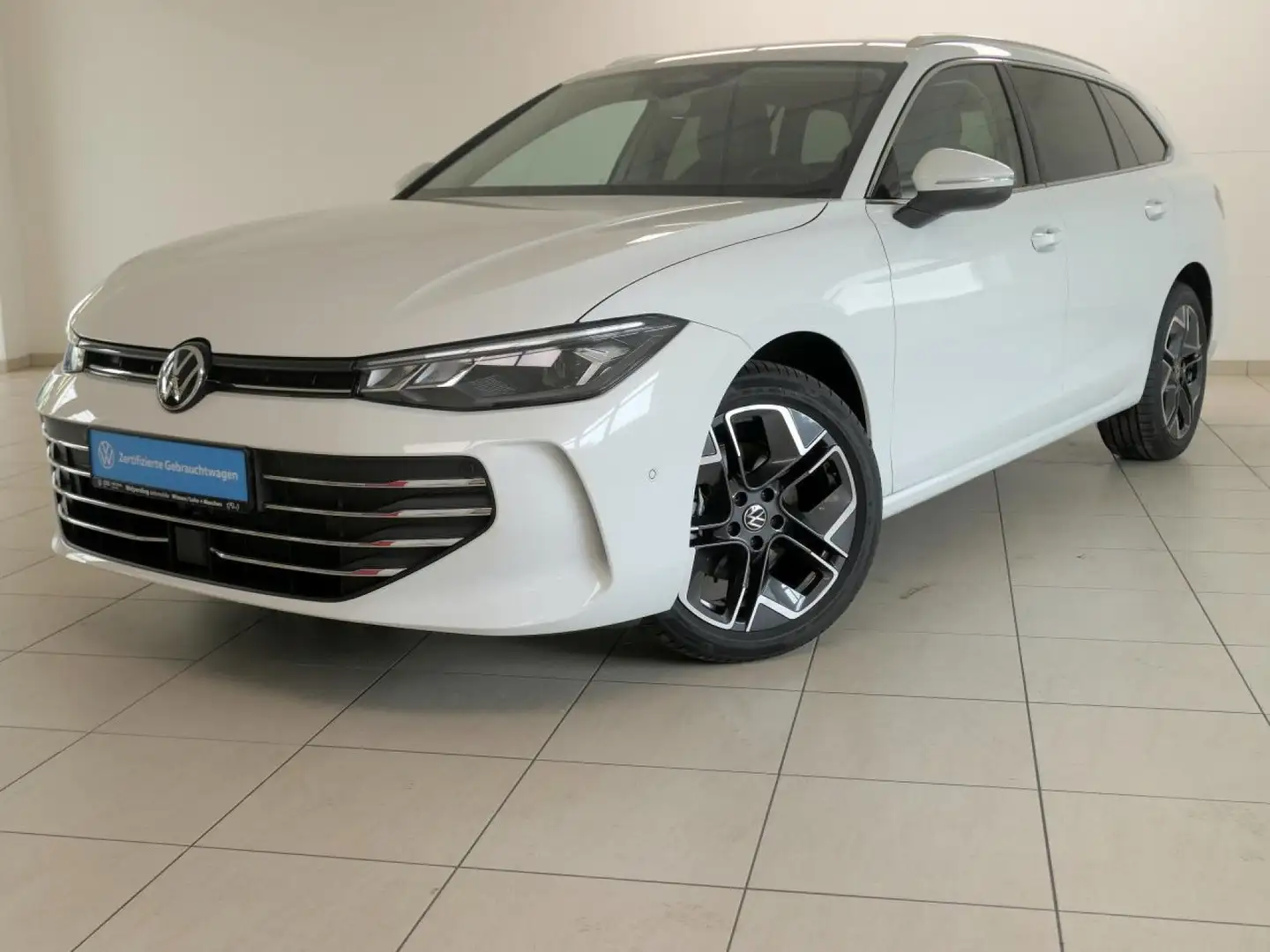 Volkswagen Passat Variant 1.5 eTSI DSG Business Bluetooth LED Weiß - 2