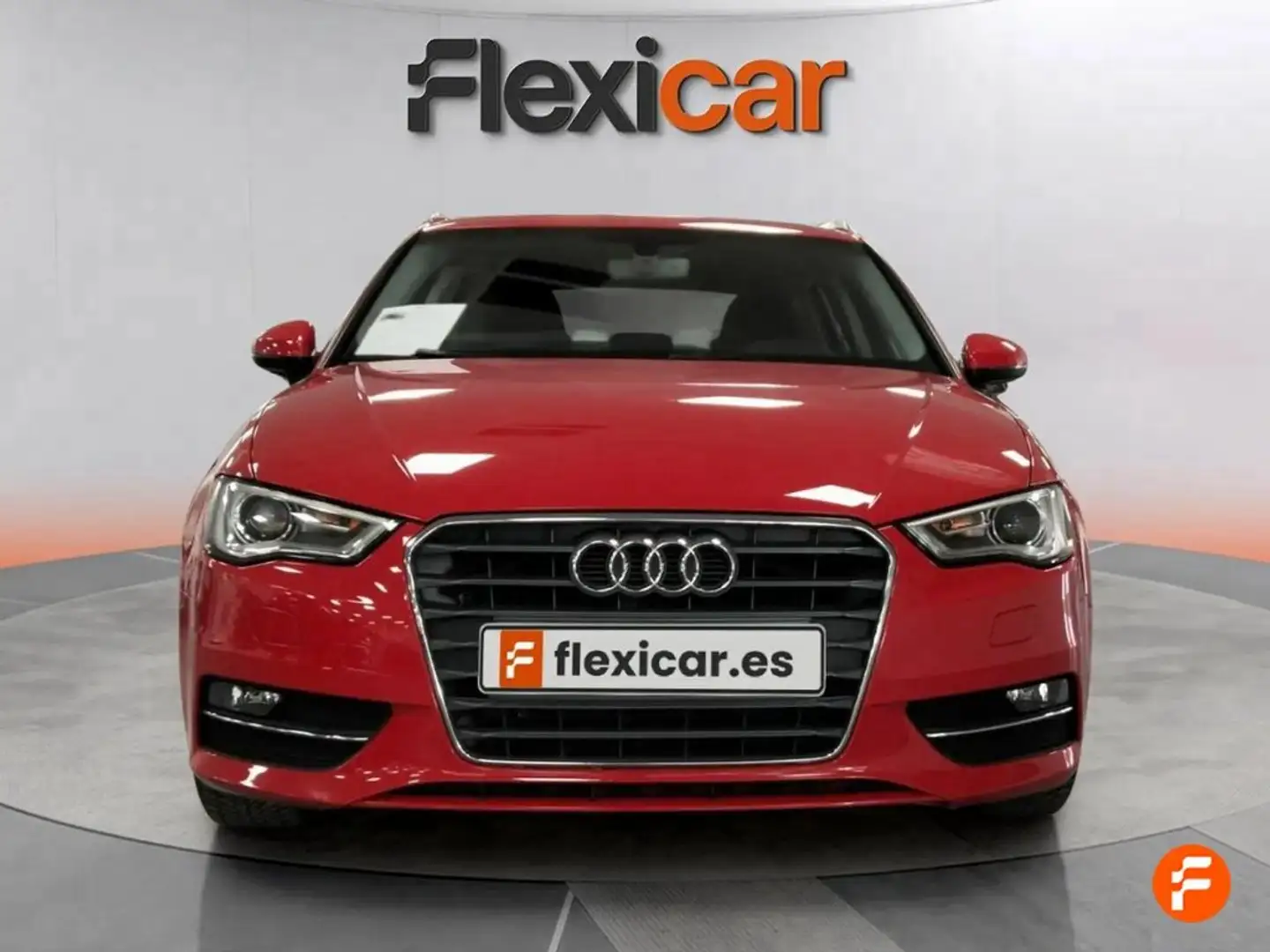 Audi A3 Sportback 1.6TDI CD Attraction S-T Rouge - 2