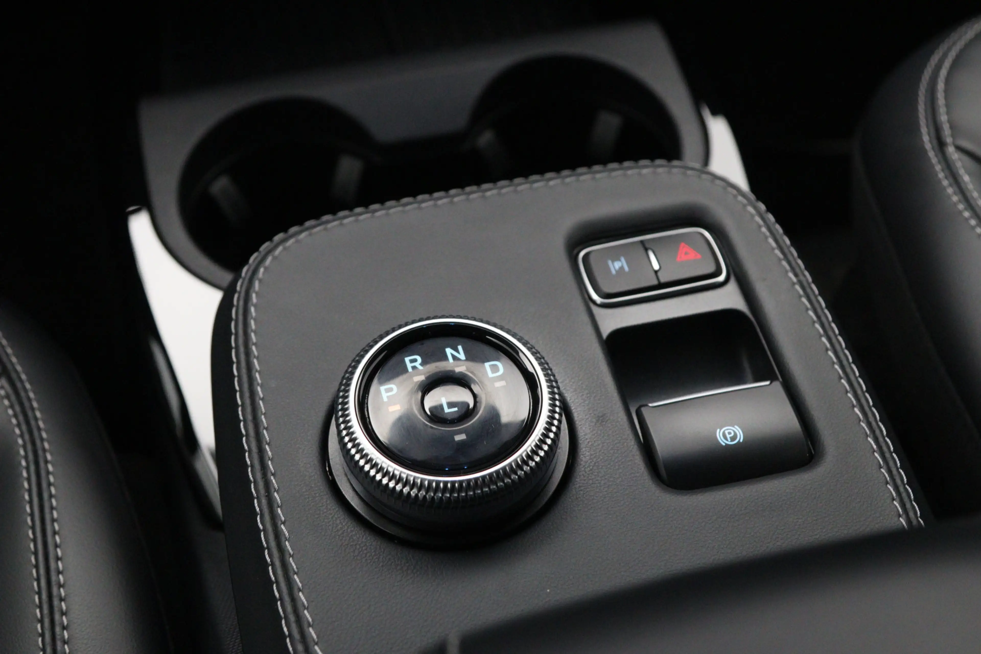 Ford Mustang Mach-E RWD 75 kWh 270 PK, SOH 91 %, Winterpakket, Adap. C — photo 9