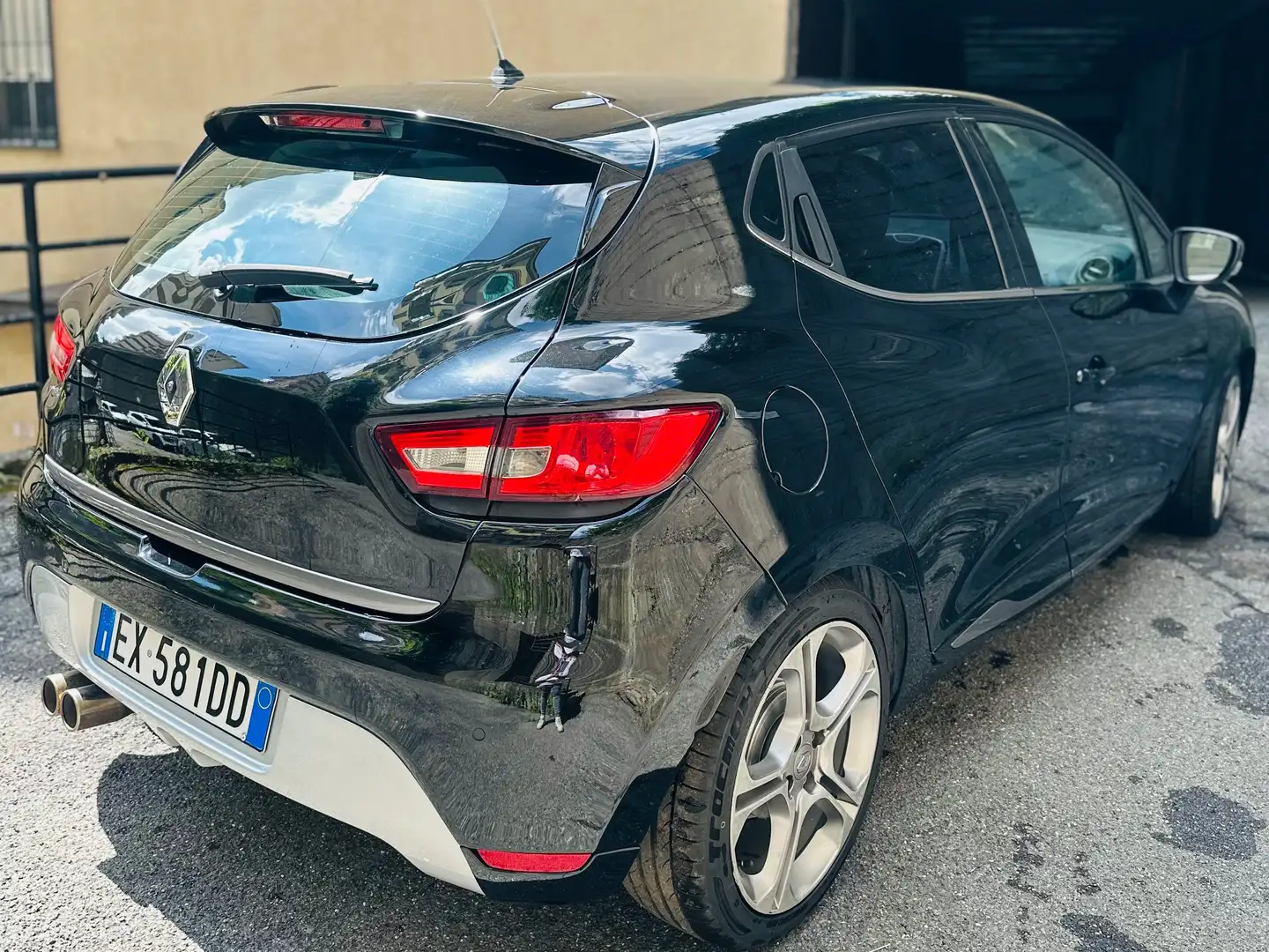 Renault Clio Clio IV 2014 5p 1.5 dci Costume National 90cv Nero - 2
