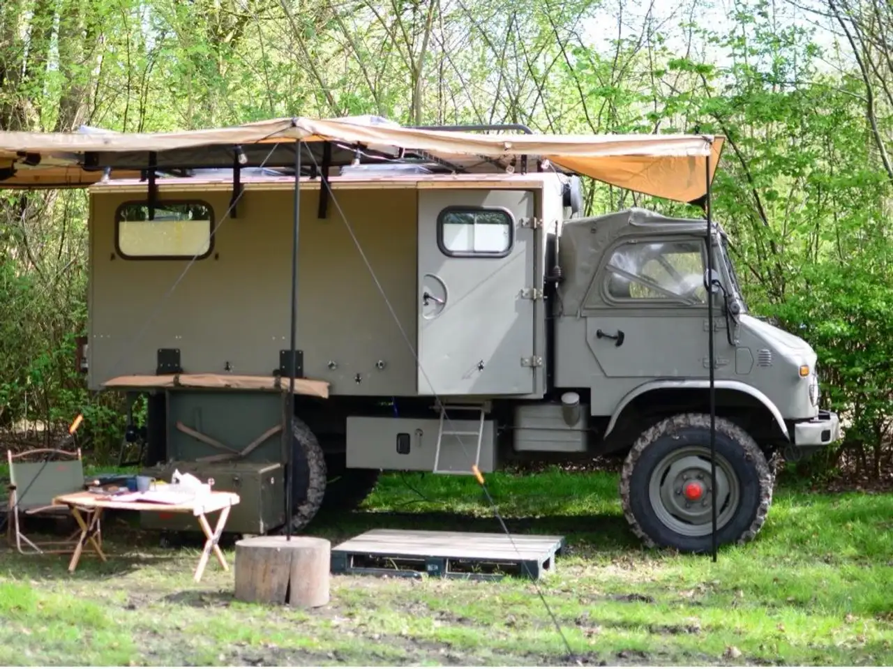 Mercedes-Benz 404S, foto 4