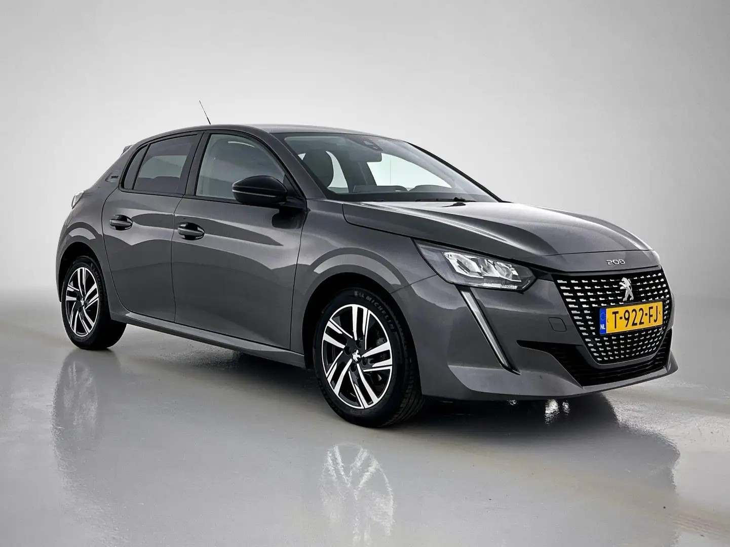 Peugeot 208 Style 75pk | Navigatie | Airco | Cruise Control | Grau - 2