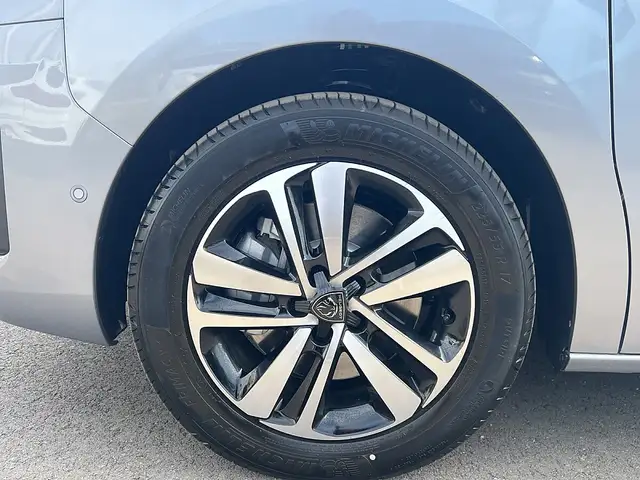 Peugeot Traveller Premium BlueHDi 180 Lang EAT8 Ansicht 15