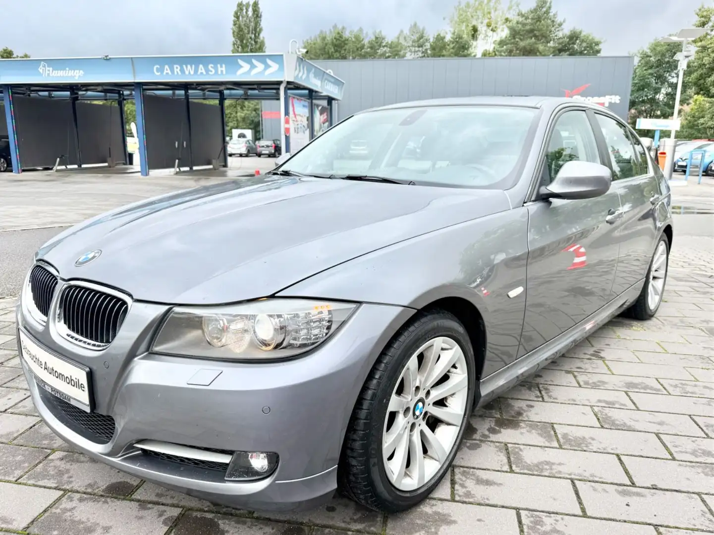 BMW 335 d,Automatik,Navi,Xenon,Leder,SD, Grau - 1