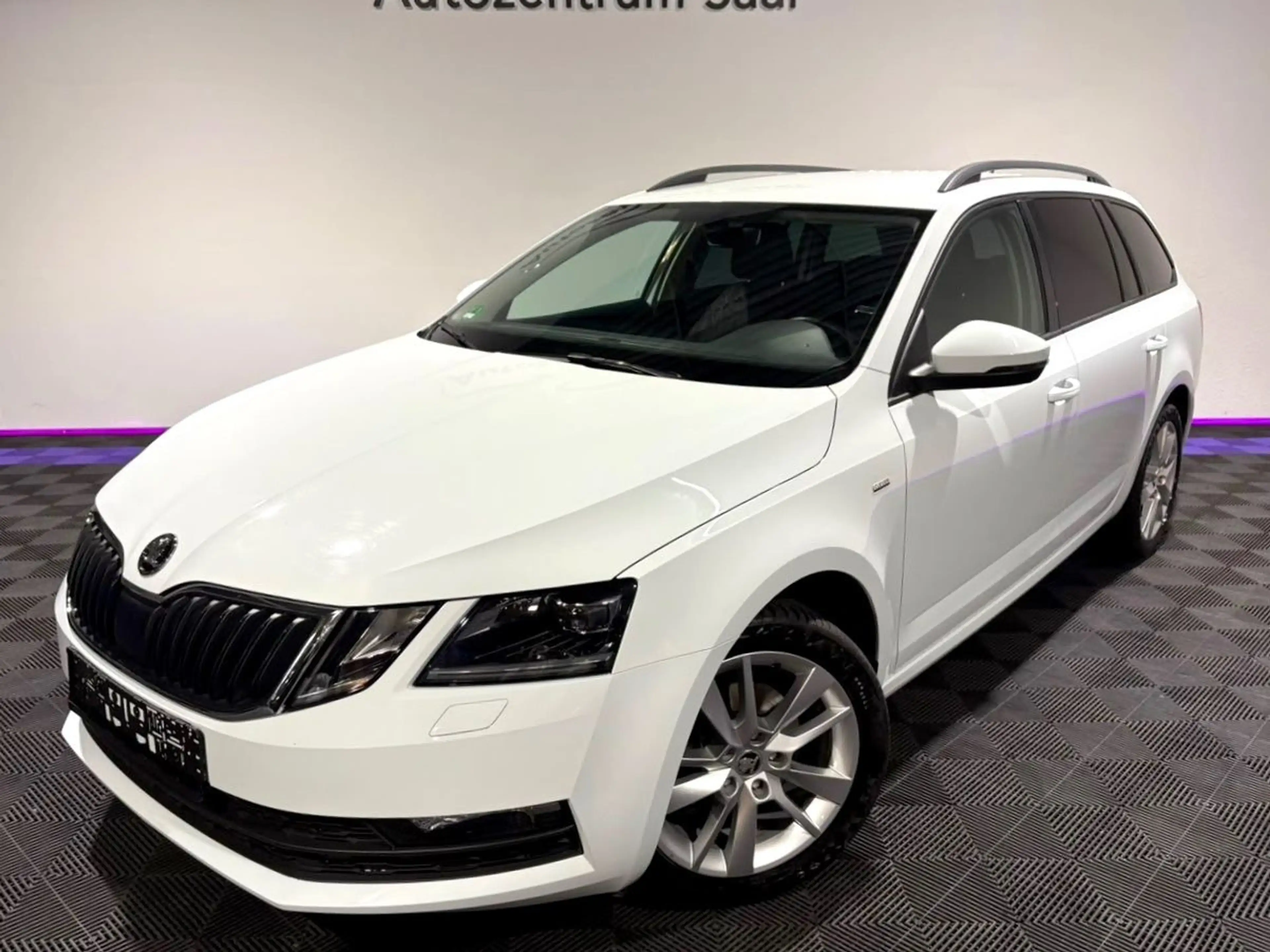 Skoda Octavia Combi 2.0  DSG LED Navi SH Kamera Temp — photo 2
