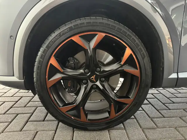 CUPRA Formentor view 24