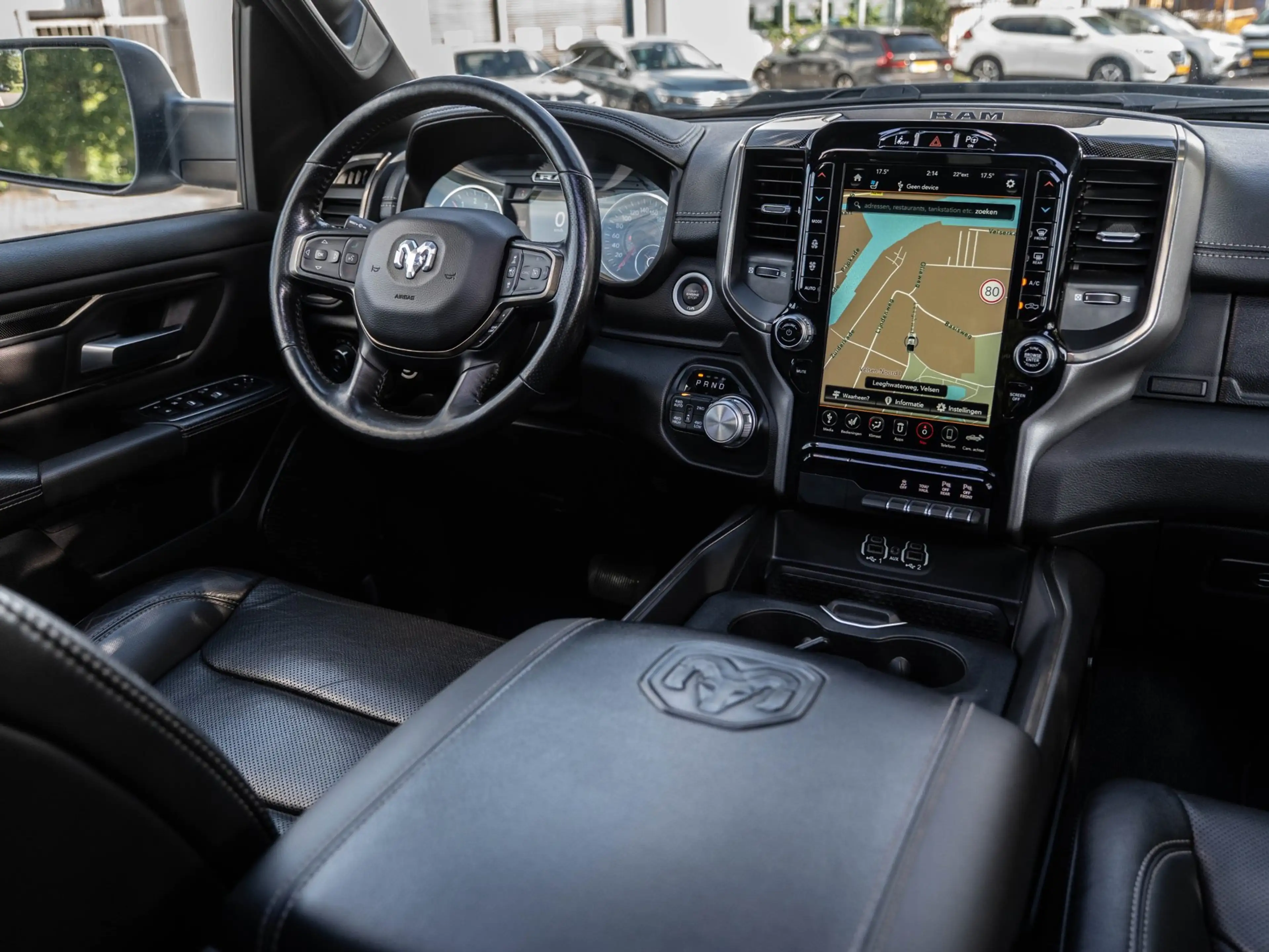 Dodge RAM RAM1500 | FULL OPTION | PILOT ASSIST | PANORAMADAK — photo 2