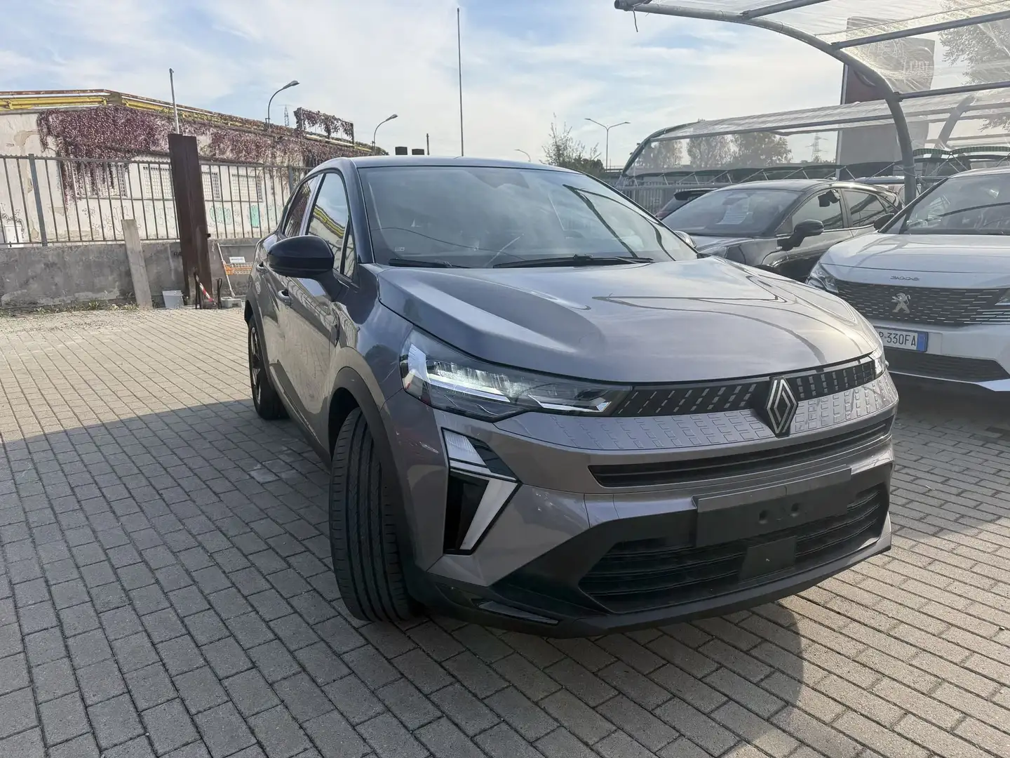 Renault Captur Captur ECO-G 100 CV Techno Grijs - 2