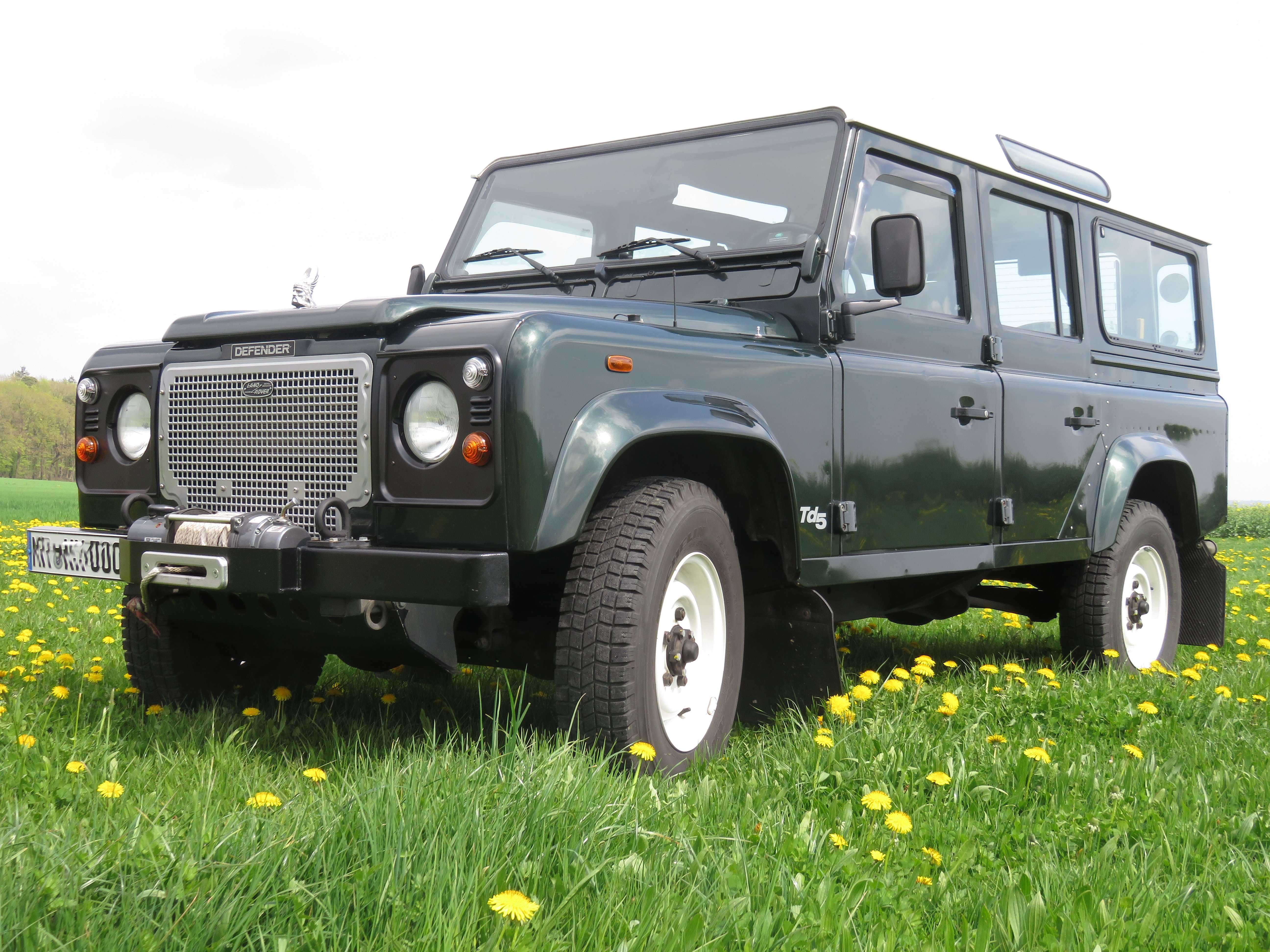 Second hand Land Rover Defender 2.5