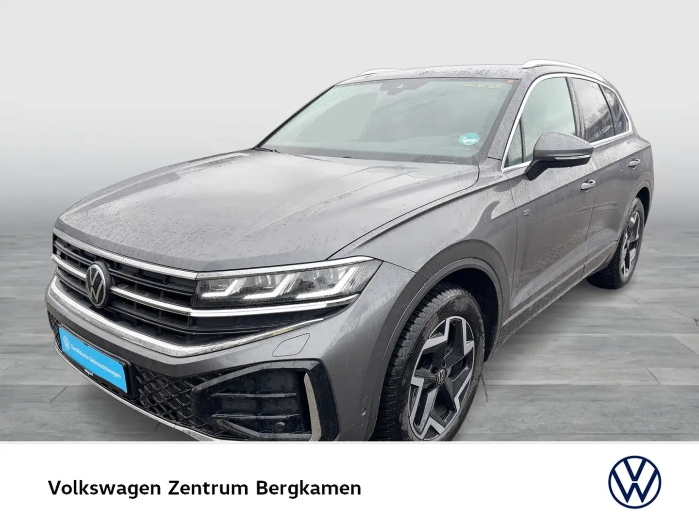 Volkswagen Touareg V6 R-LINE NEUES MODELL AHK CAM HEAD-UP Grau - 2