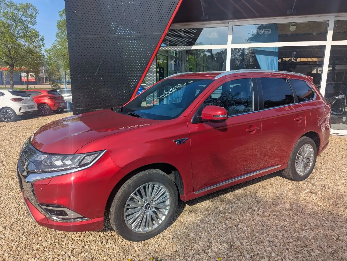 Mitsubishi Outlander Outlander Plug-in Hybrid PLUS Diamant-P. 2.4 4WD Rot - 2