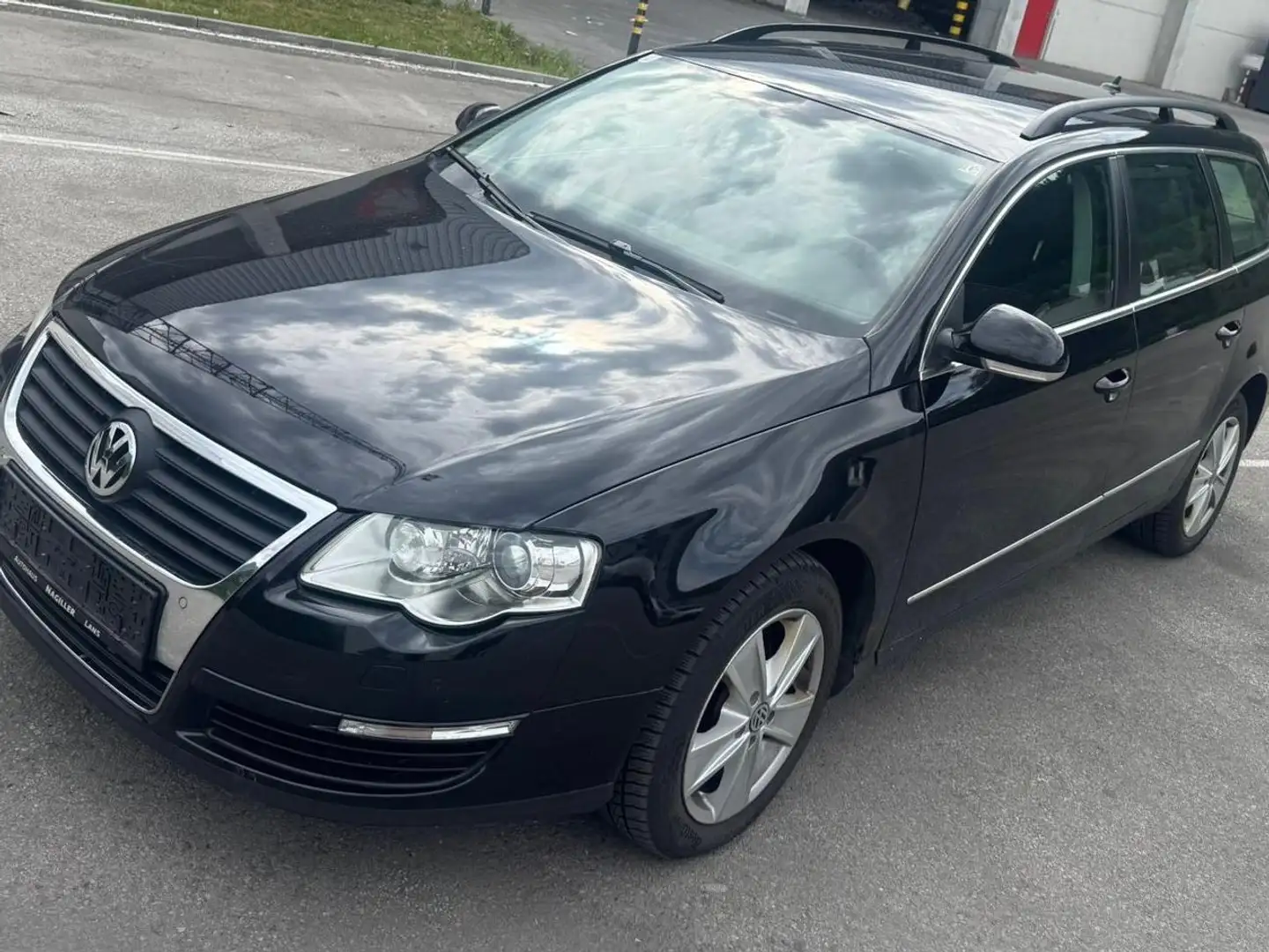 Volkswagen Passat Variant Comfortline 4Motion Schwarz - 1