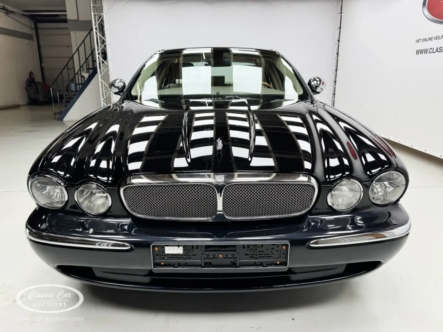 Jaguar XJ 3.0 V6  - ONLINE AUCTION Schwarz - 2
