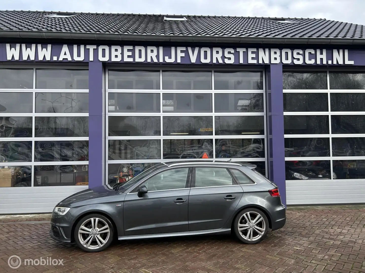 Audi A3 Sportback 1.4 TFSI Ambition Pro Line S g-tron Grau - 2