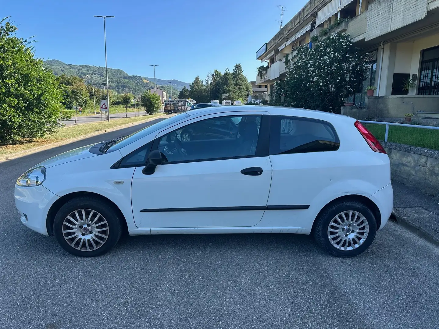 Fiat Grande Punto Grande Punto III 2005 3p 1.2 65cv Wit - 2