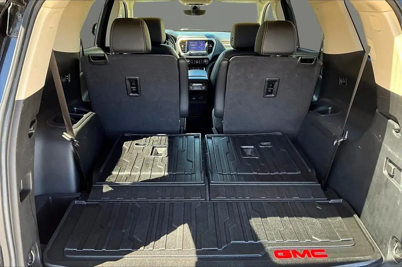 GMC Acadia fotografie GMC Acadia