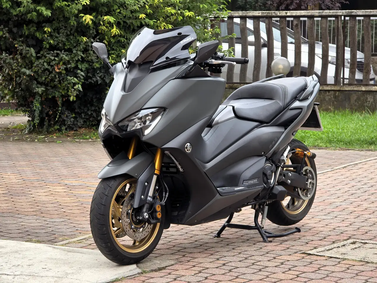 Yamaha Tmax 560
