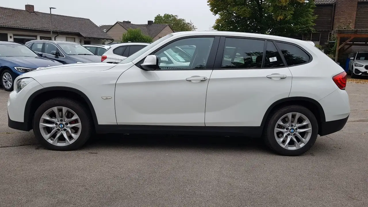 2010 BMW X1 xDrive20d aut. ~ XENON ~ AHK ~ PDC ~ Tempomat, photograph 4