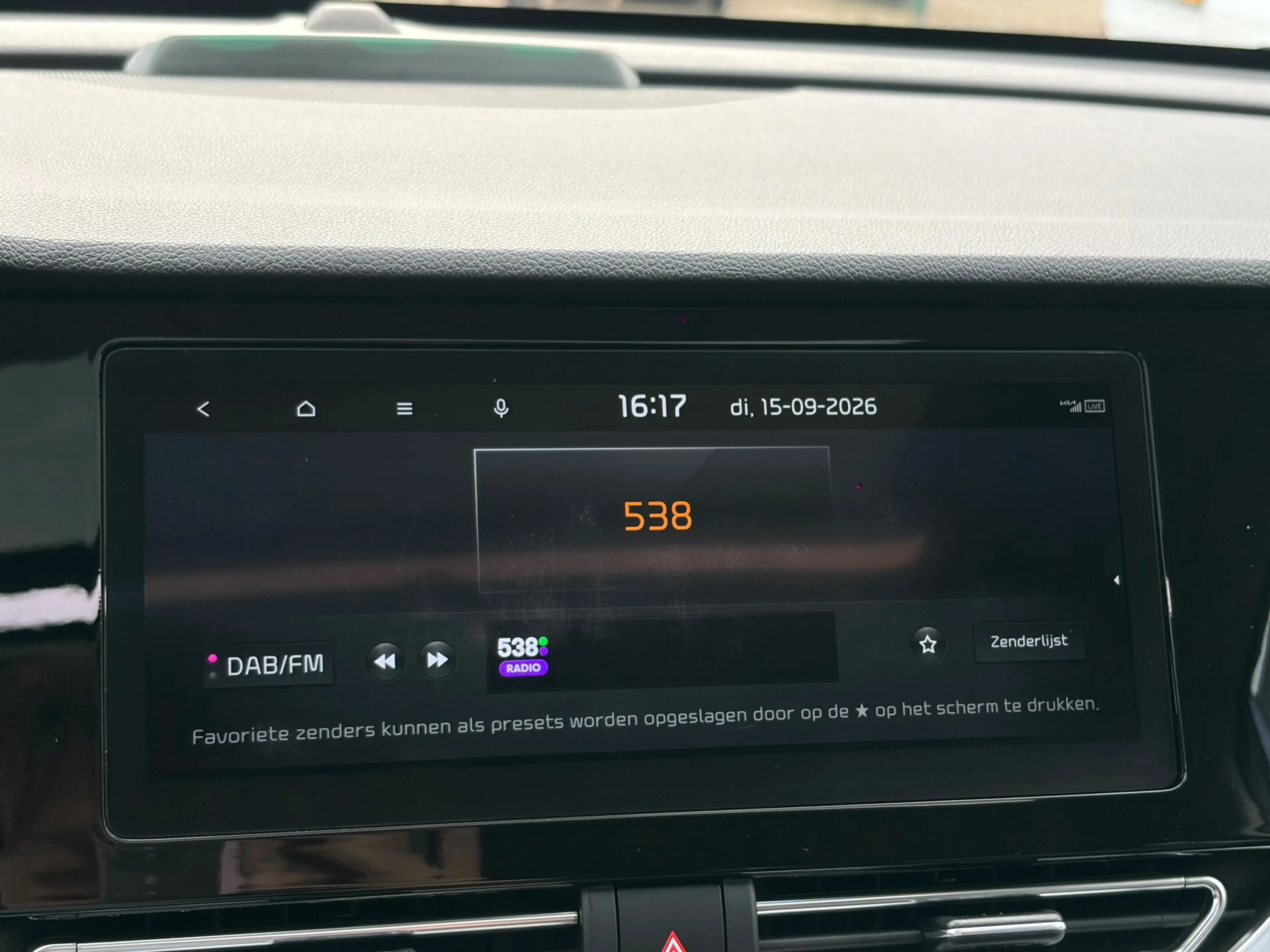 Kia e-Niro ExecutiveLine 64 kWh, NL-auto, SOH 100%, Stoelvent — photo 28