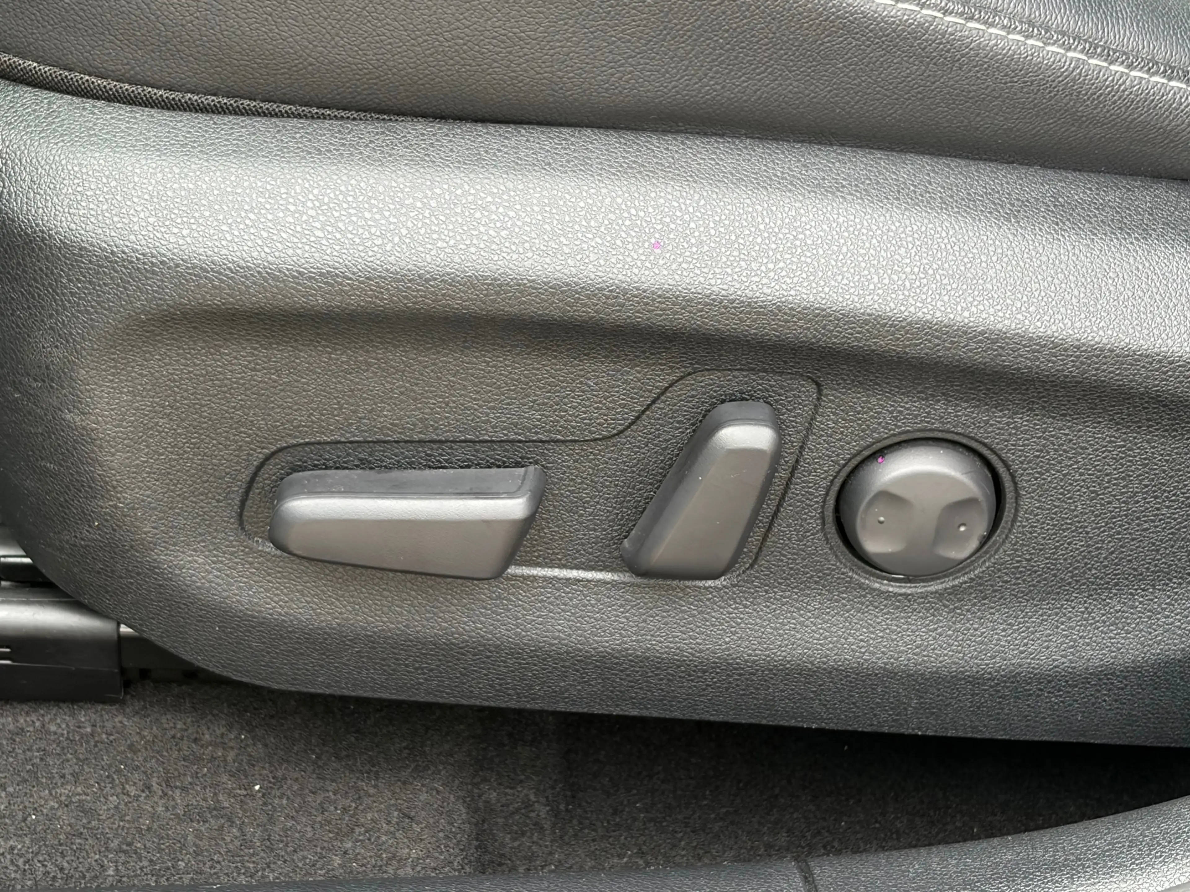Kia e-Niro ExecutiveLine 64 kWh, NL-auto, SOH 100%, Stoelvent — photo 11