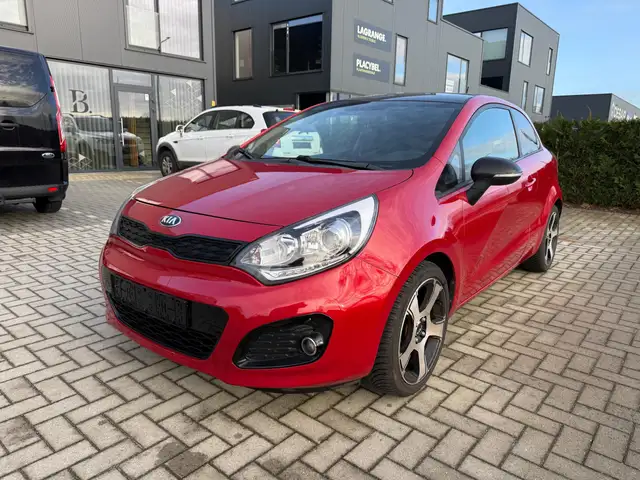 Kia Rio 1.2 Benzine / Uit Overname