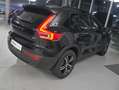Volvo XC40 B3 Geartr. Plus Dark Schwarz - thumbnail 4